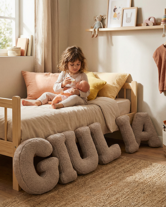 Set of 7 Boucle Letters